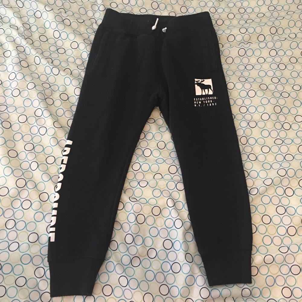 Kids Abercrombie Black Jogger Pants Size 5/6